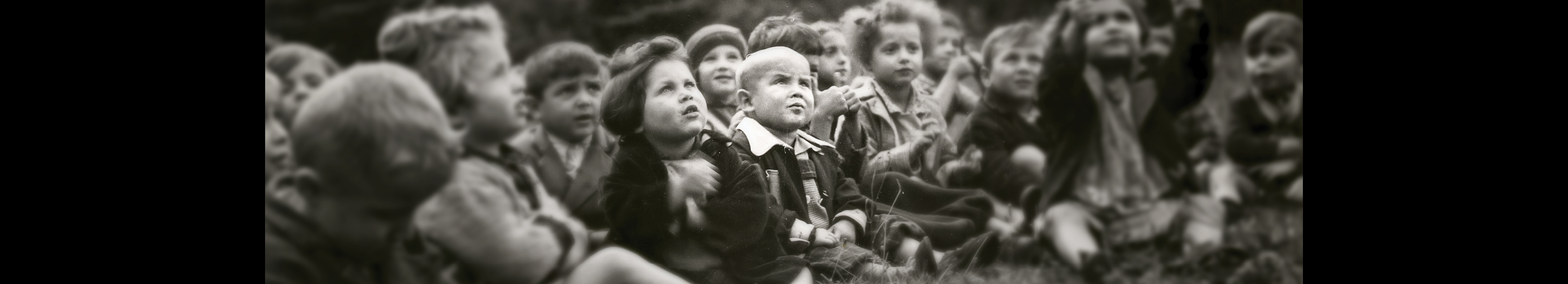 černobílí obrázek dětí