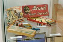 Výstava Dětství pod hákovým křížem